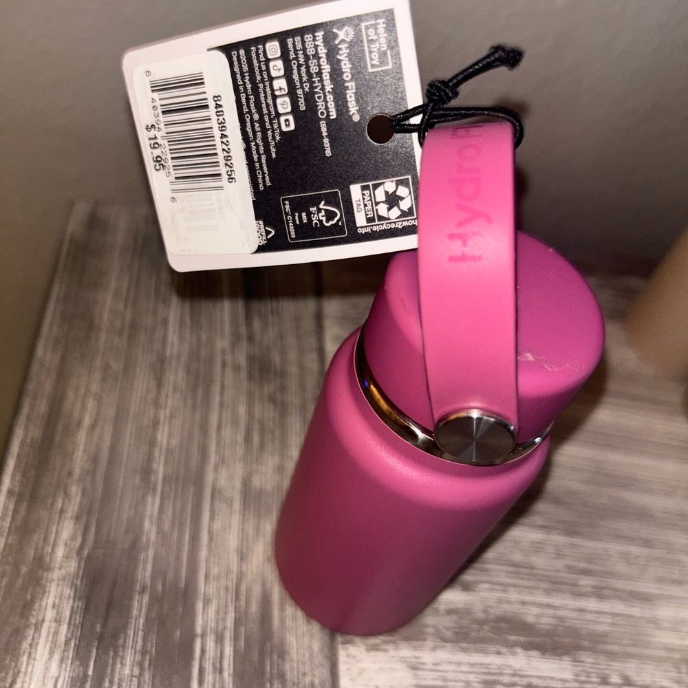 Hydro Flask Pink Micro Bottle with Carry Loop NWT - Picture 2 of 3